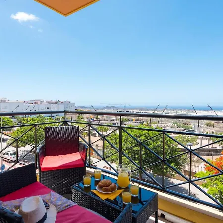 2m Parque La Reina Elegant View