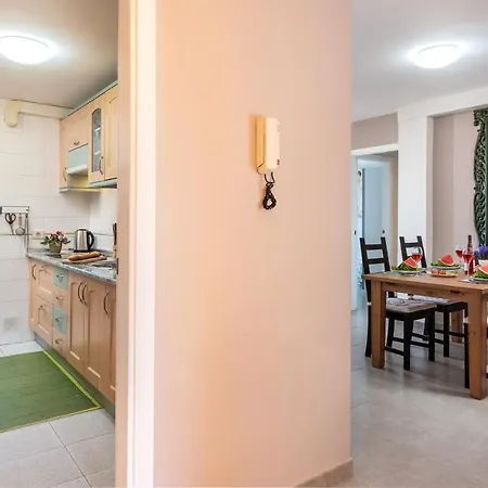 2m Parque La Reina Elegant View *